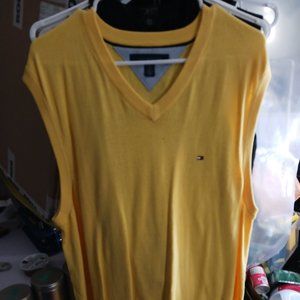 Tommy Hilfiger cotton sleveless sweater yellow V neck vneck